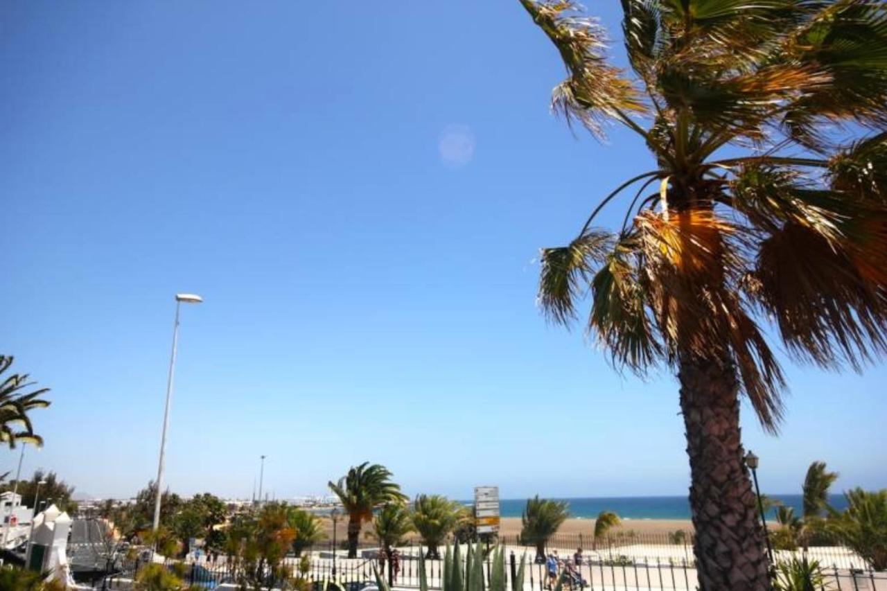 Casa Playa Los Pocillos In Puerto Del Carmen Пуерто-дель-Кармен Екстер'єр фото